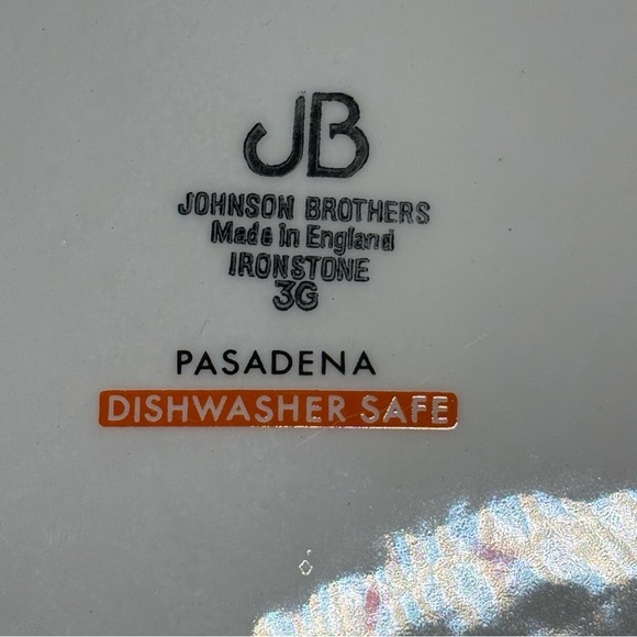 Set of 3 Johnson Bros Ironstone dinner plates in Pasadena pattern - Picture 10 of 11